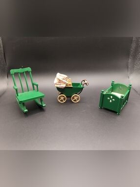 1985-Sylvanian Rocker, Buggy & Bed with Drop Side- Green Vintage Calico Critters